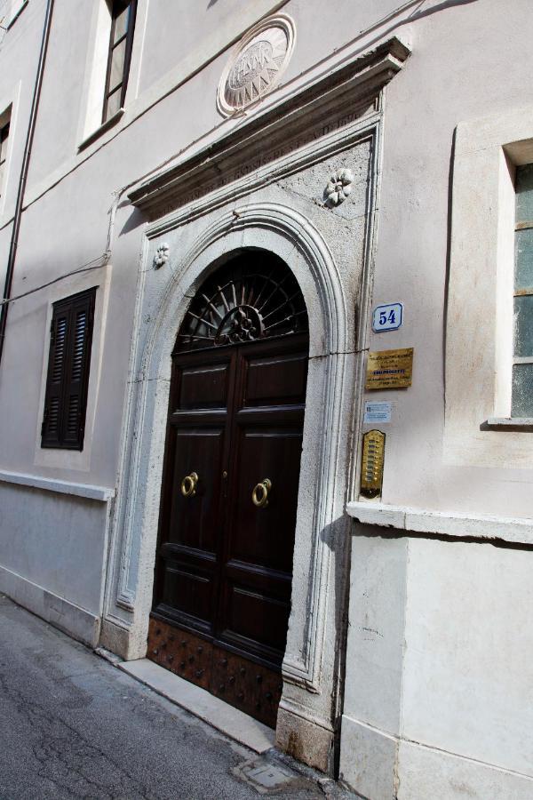 Palazzo Papa Gregorio XVI Hotell Tivoli Eksteriør bilde